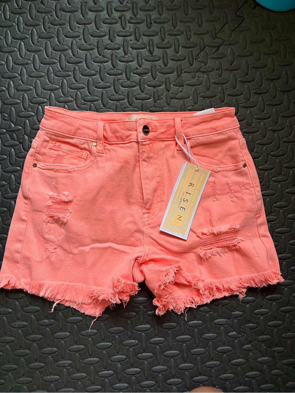 Risen Coral Fray Hem Short NWT